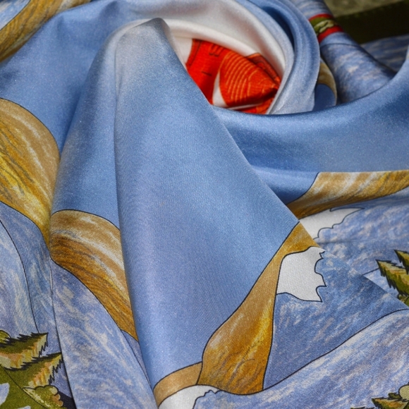 Vintage Silk Scarf by CANADIAN PACIFIC RAILWAY 1881 H MICHOL 1981 - Picture 4 of 10